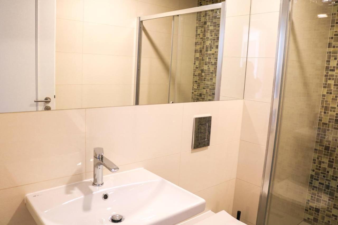 Rose Suites And Rooms Praha Eksteriør bilde