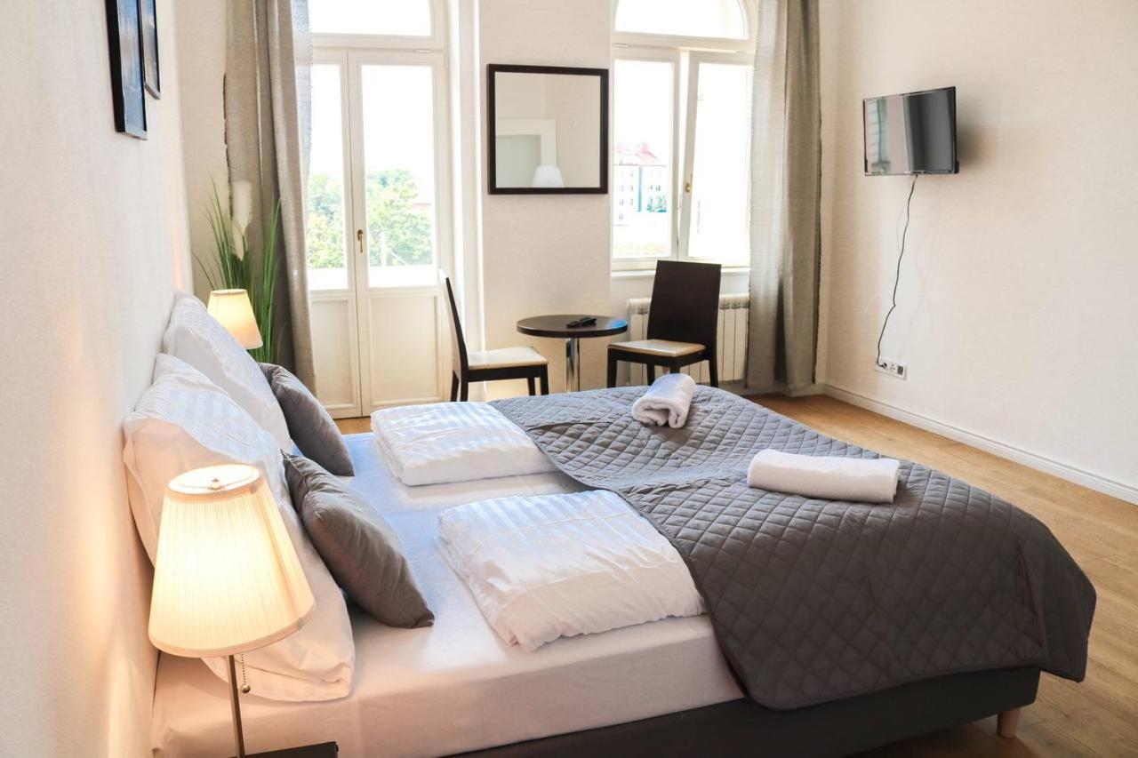Rose Suites And Rooms Praha Eksteriør bilde