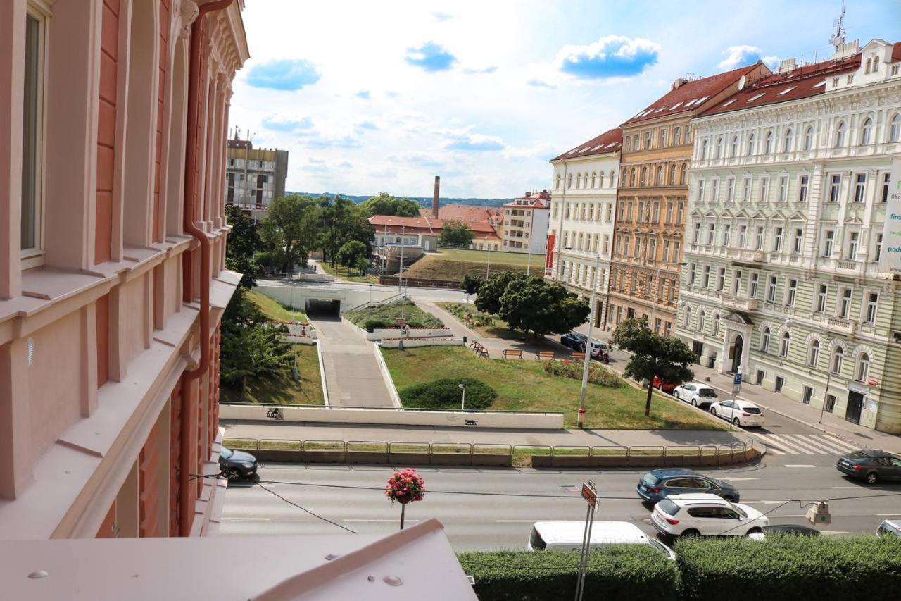 Rose Suites And Rooms Praha Eksteriør bilde